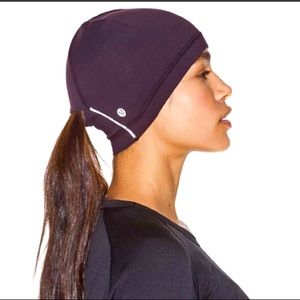 Lululemon Run It Out Toque